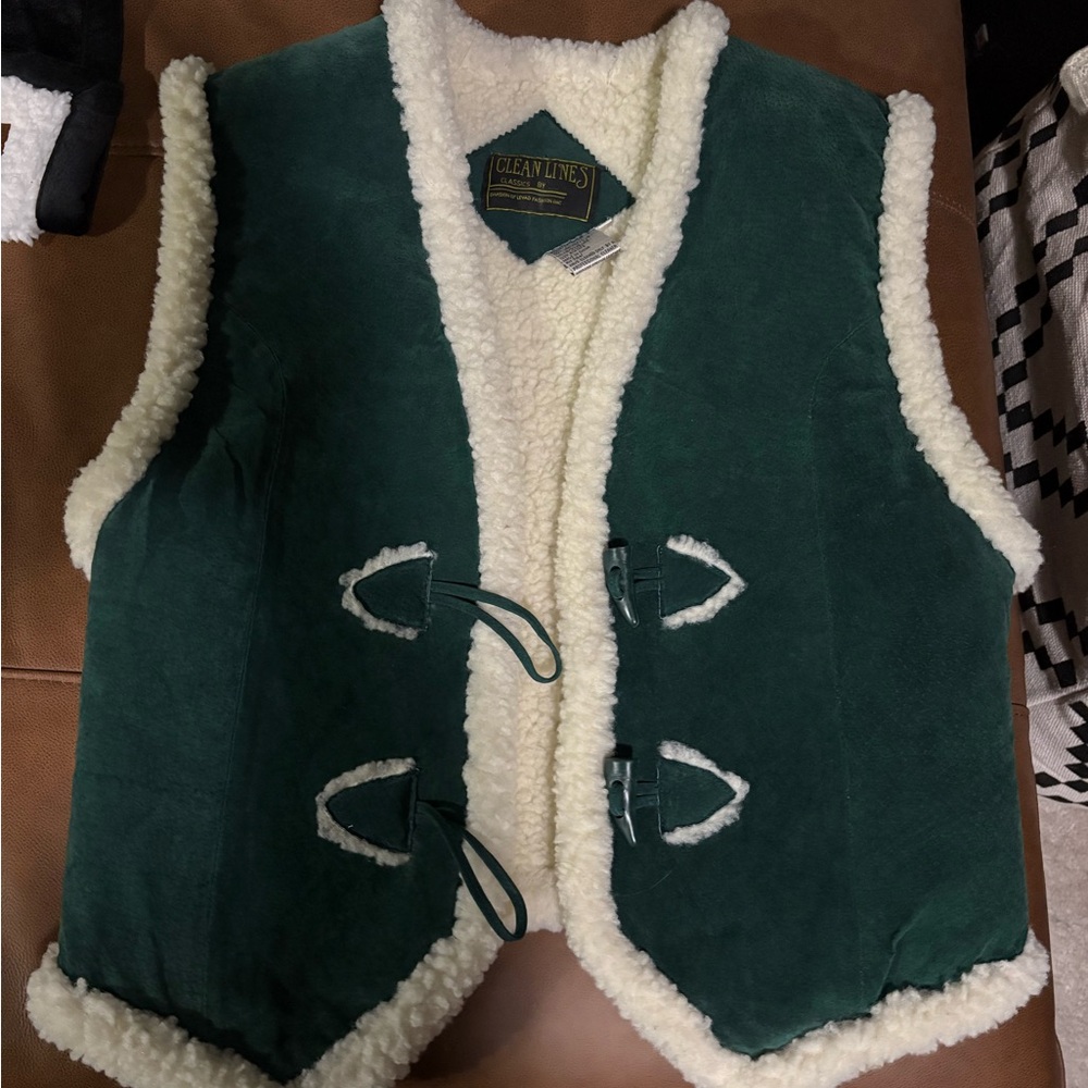 Vintage green Sherpa vest